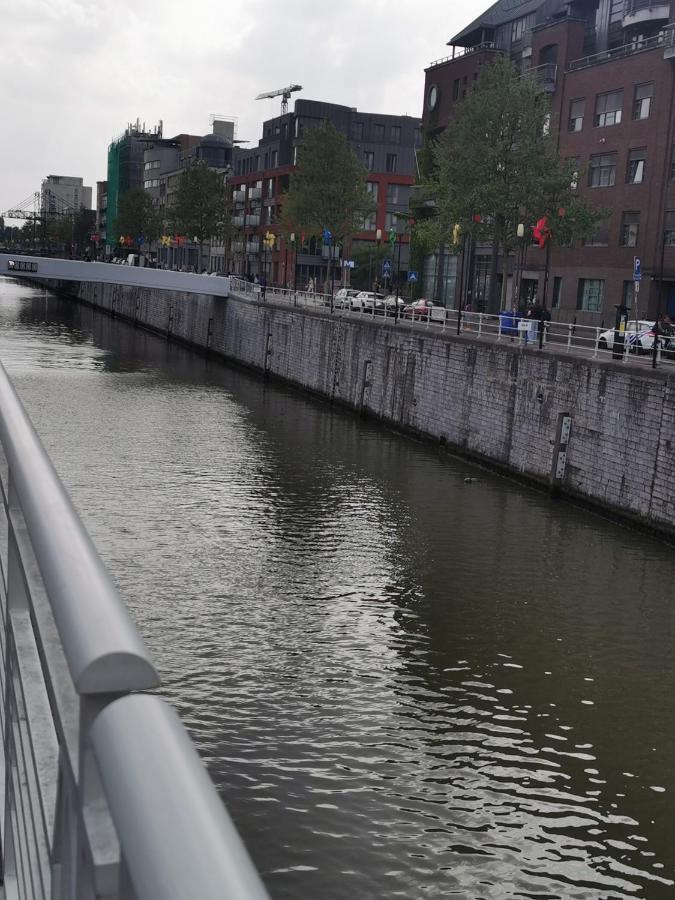 Exclusive Two-Level Apartment With Private Terrace On The Canal Brüssel Exterior foto